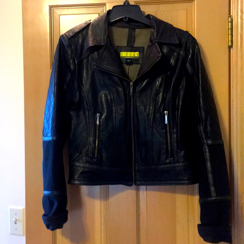 Mixed wool and leather jacket